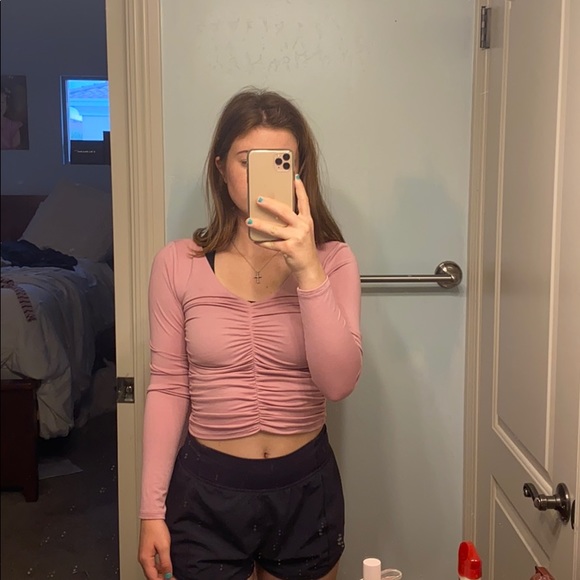 Forever 21 Tops - forever 21 long sleeve <3